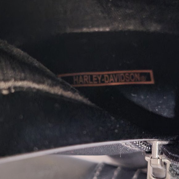 Harley Davidson Black Motorcycle Boots with Side Zip & 4" High Heel - Size 7 - Picture 5 of 15